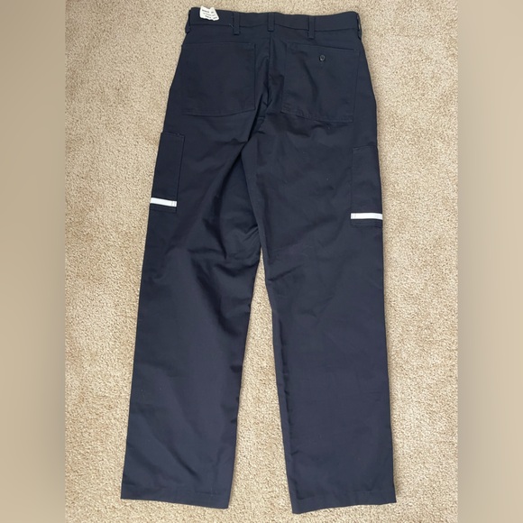 NWT - FedEx Stan Herman Size 34x33 Reflective Cargo Navy Pants Uniform FD28012 - Picture 2 of 8